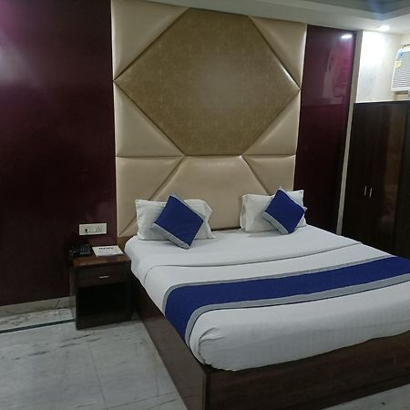 Hotel Ringer New Delhi Ngoại thất bức ảnh