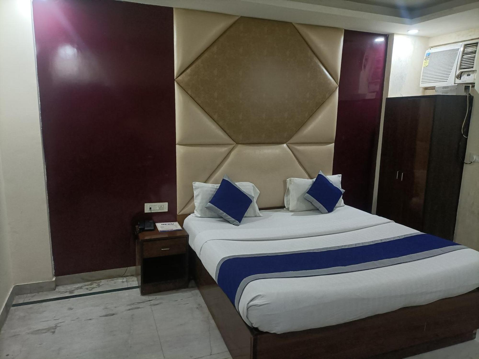 Hotel Ringer New Delhi Ngoại thất bức ảnh